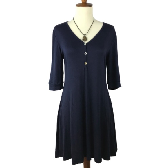 Zenana Outfitters Dresses & Skirts - Navy Blue V Neck Dress 3/4 Sleeve